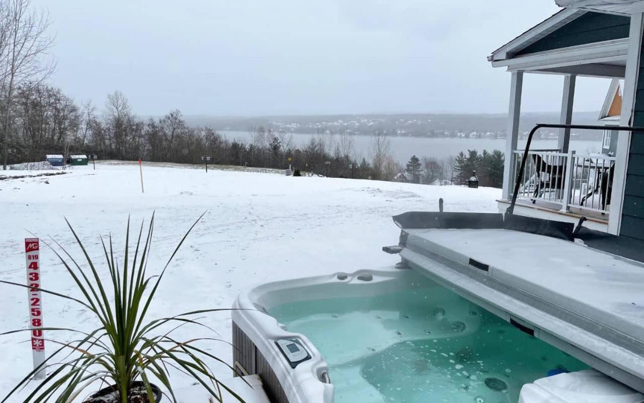 Location Au Sommet Du Lac Magog Dış mekan fotoğraf